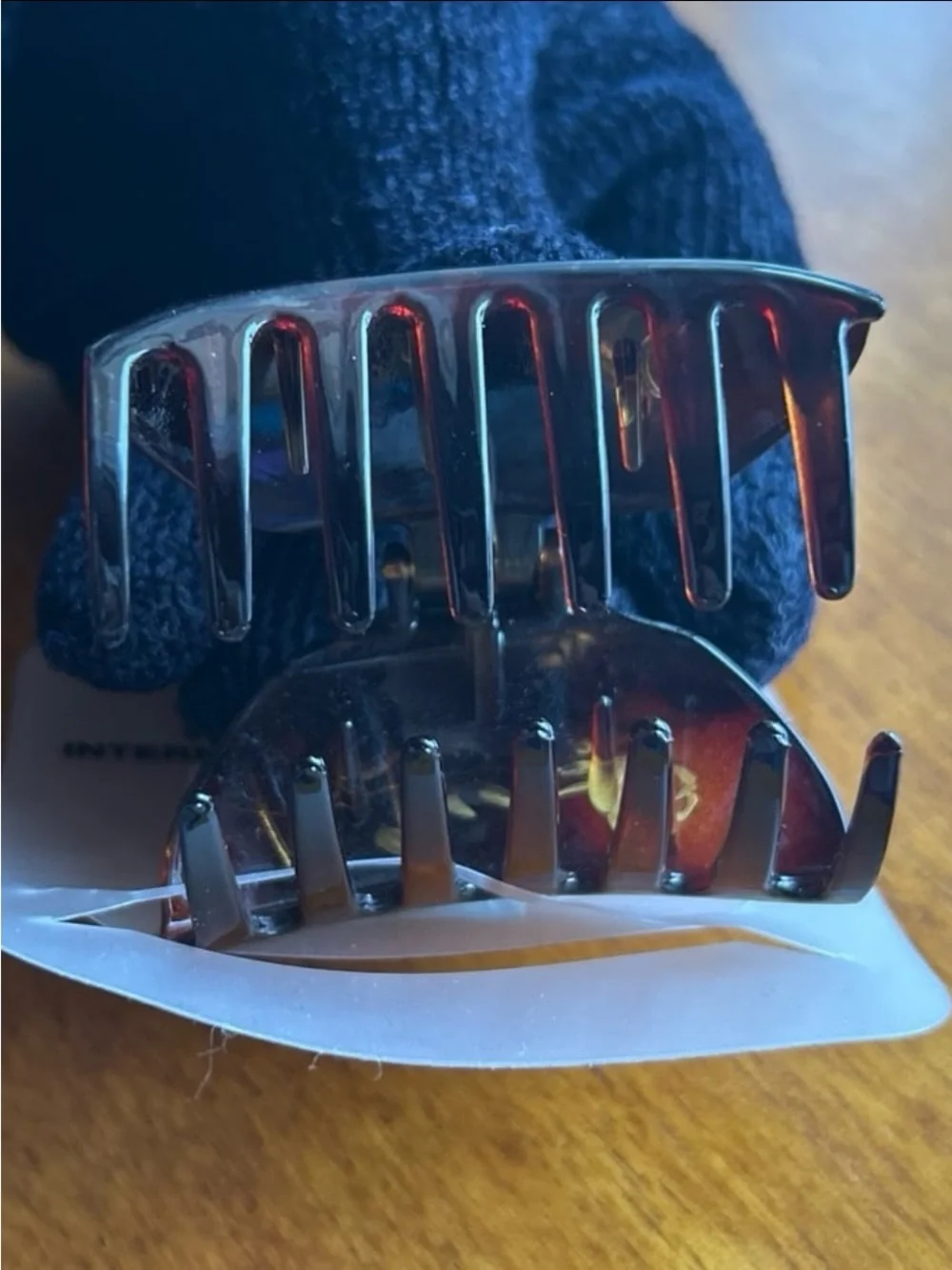 NWT Femme hair claw clip